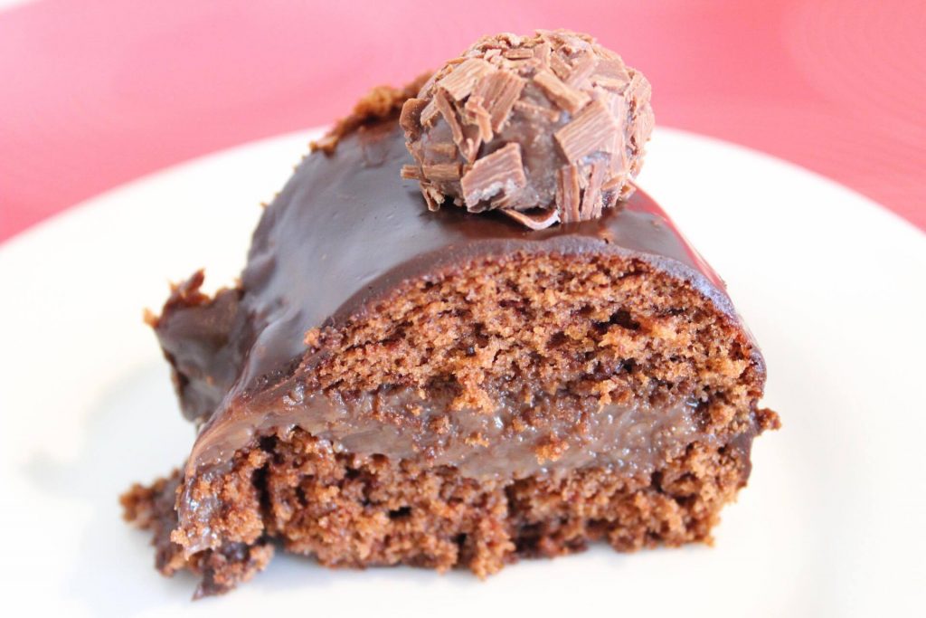 Bolo De Brigadeiro - Receitas Mais